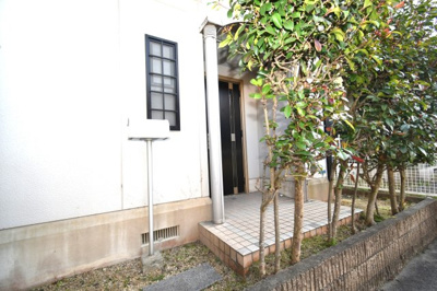 【エントランス】 | 木曜館　壱