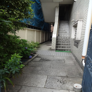 【エントランス】