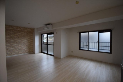 【居間・リビング】 | パステル大井手1