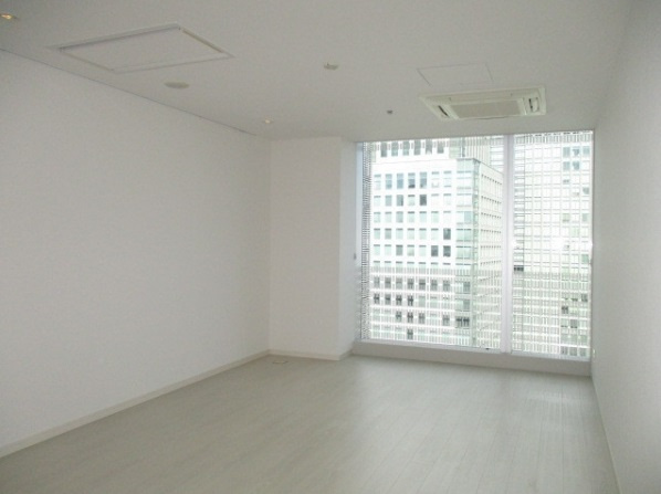 港区浜松町１丁目の賃貸マンションの洋室