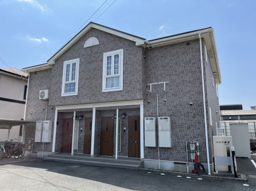 ハイツ新田の外観