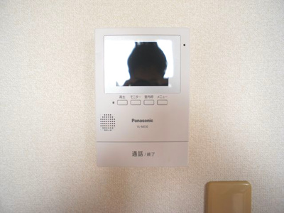 【セキュリティ】 | アマービリスB | 訪問者の確認ができるTVドアホン付きです♪