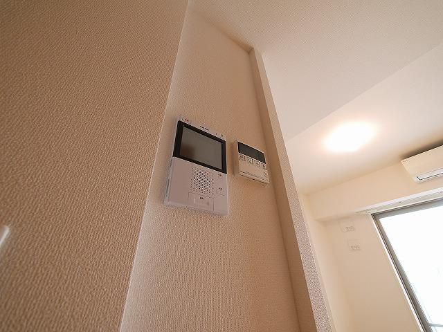 インフィニティのセキュリティ|お顔が見えるモニター付きインターホンで安心。