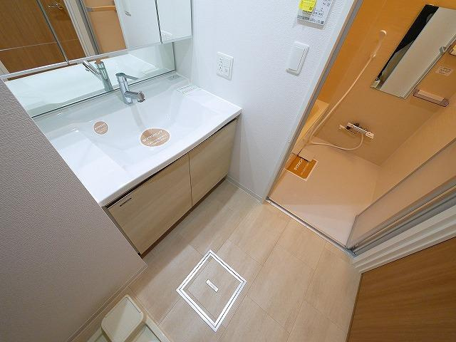 インフィニティの洗面所|忙しい朝には欠かせない洗面所です