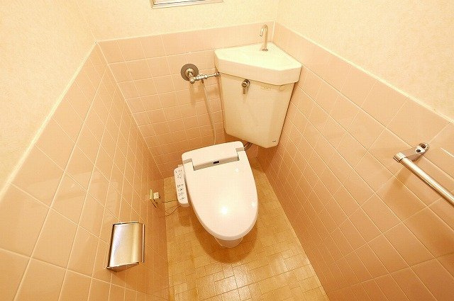 メゾン佐保Aのトイレ|シンプルで使いやすいトイレです