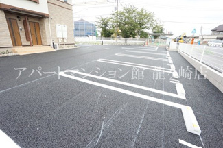 【駐車場】