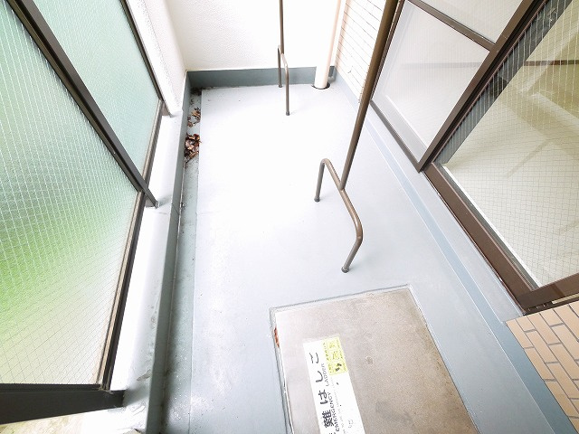 パーク・ノヴァあやめ池のバルコニー