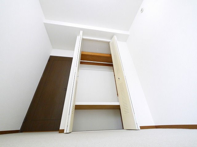 パーク・ノヴァあやめ池の収納