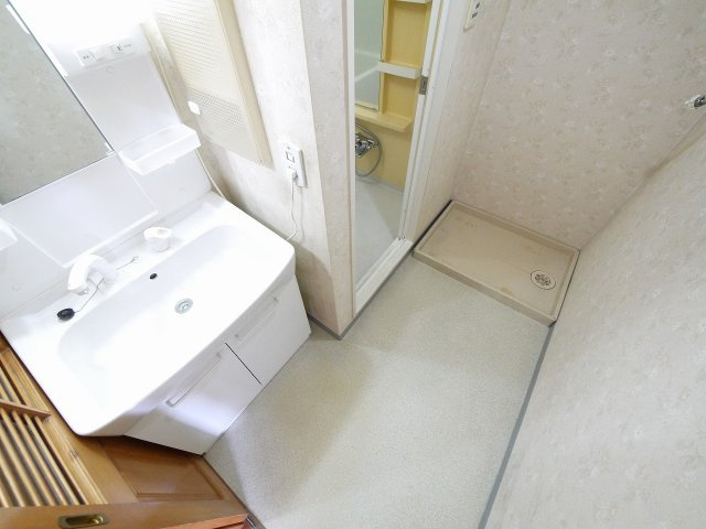 プレステ七番館の洗面所|忙しい朝には欠かせない洗面所です