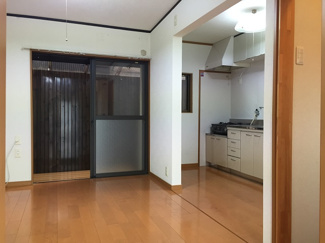 【居間・リビング】 | 大津市国分1丁目5-36　テラスハウス | 居間・リビング