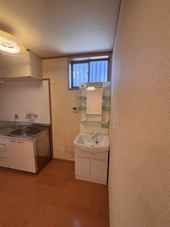 【洗面所】 | 大津市国分1丁目5-36　テラスハウス | 洗面台