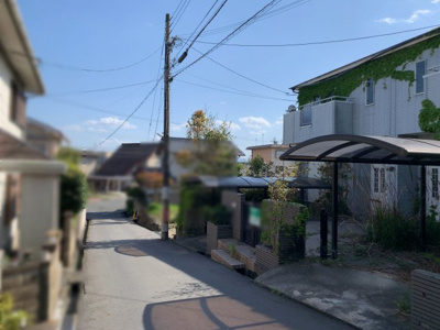 【前面道路含む現地写真】 | 大津市木の岡町17-15　中古戸建