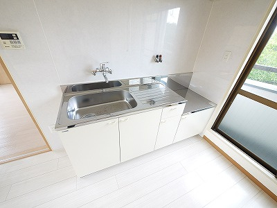 サンハイツ上村のキッチン|お料理しやすいキッチンです