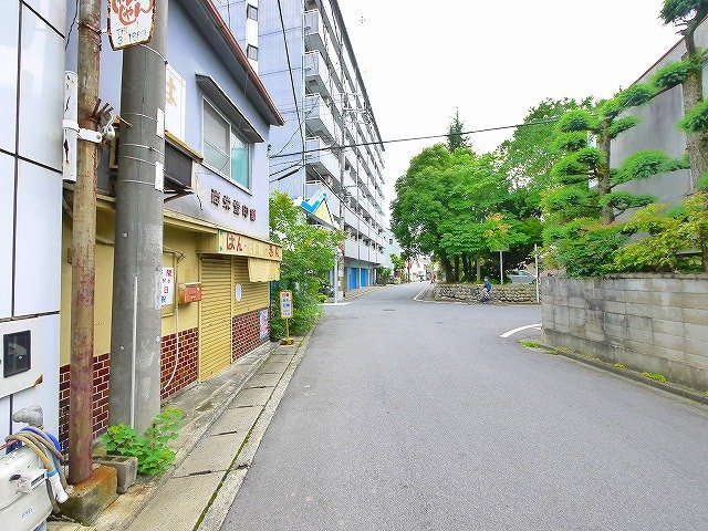 橋本ビル（畔岡ビル）の周辺