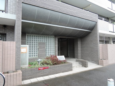 【エントランス】 | リーベスト本牧三溪園 | オートロック設備　エレベーターあり