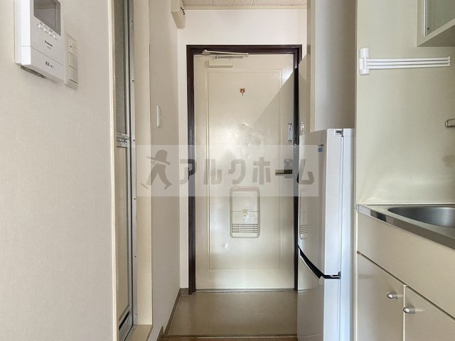 オレンジハウス1の玄関