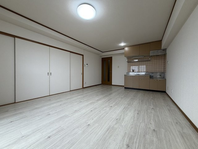 【居間・リビング】