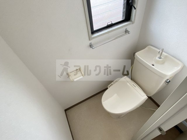 セジュール高井のトイレ|セジュール高井（柏原市安堂町）　お手洗い