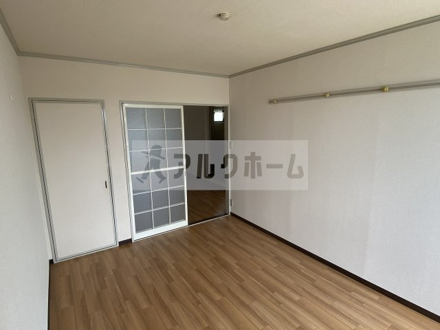 セジュール高井の洋室|セジュール高井（柏原市安堂町）　洋室①