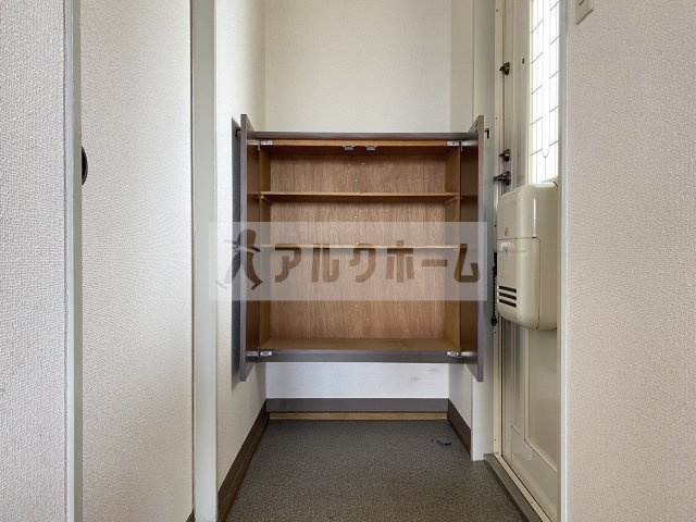 セジュール高井の玄関|セジュール高井（柏原市安堂町）　下駄箱
