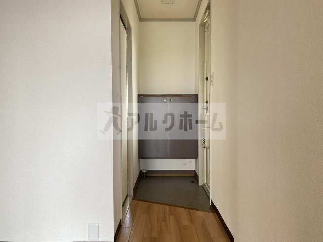 セジュール高井の玄関|セジュール高井（柏原市安堂町）　玄関ホール