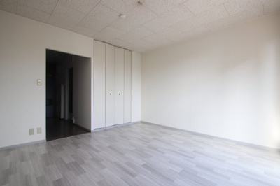 【居間・リビング】 | ビーライン松の木