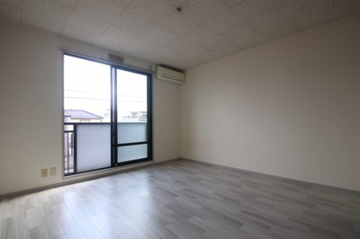 【居間・リビング】 | ビーライン松の木