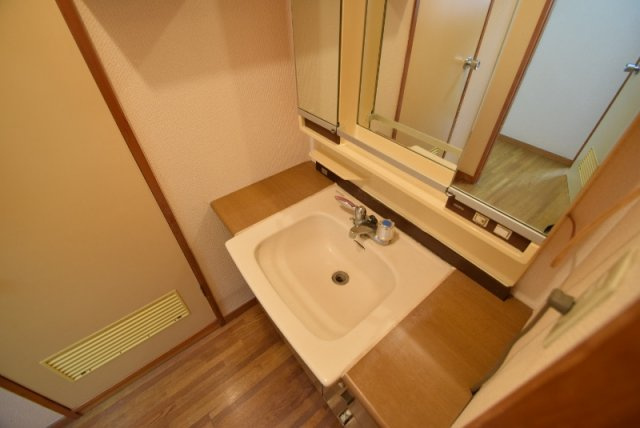 望月ハイツの洗面所|洗面台