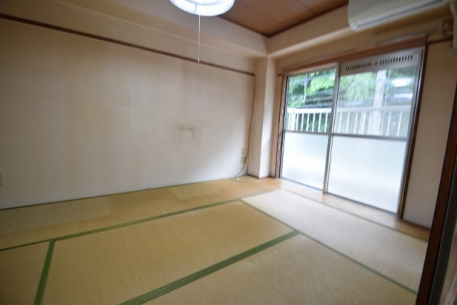 望月ハイツの和室|和室（リフォーム中）