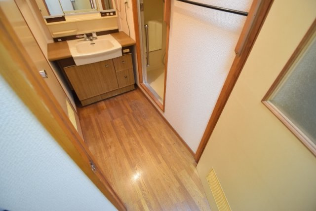 望月ハイツの独立洗面台|独立洗面台