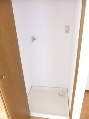 グレーコートむさしのの設備|室内洗濯機置場