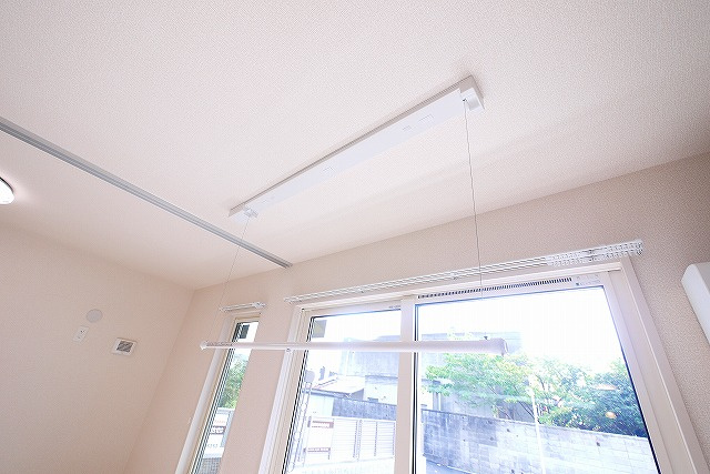 シャン　ドゥ　フルールの設備|室内物干しもついてます。