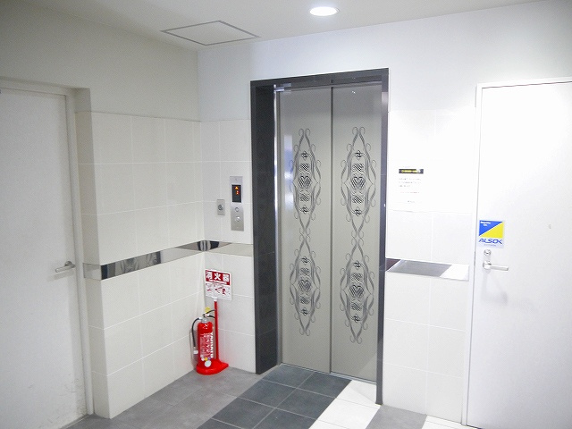 インペリアル奈良大宮の設備|エレベーター