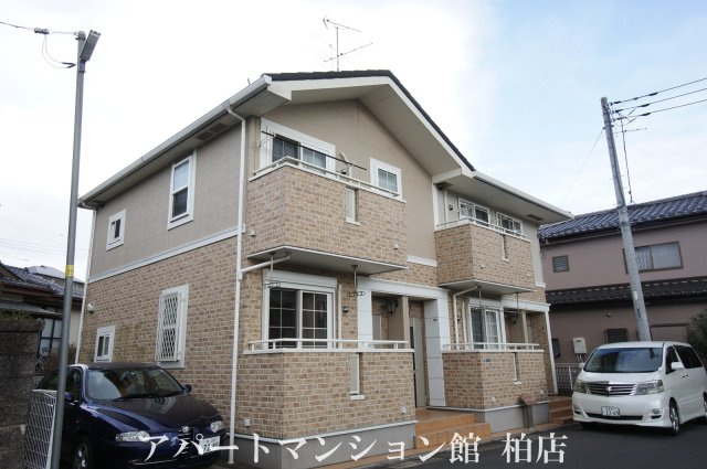 アルブル・ヴィラージュⅡの外観