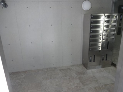 【エントランス】 | 七番館