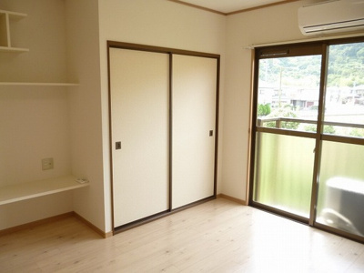 【寝室】 | メゾンあまかわ