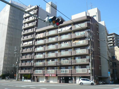 【外観】 | アルテハイム天六Ⅱ | 左側の高い建物