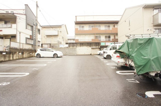 【駐車場】 | エレーナ・カトレア カトレア