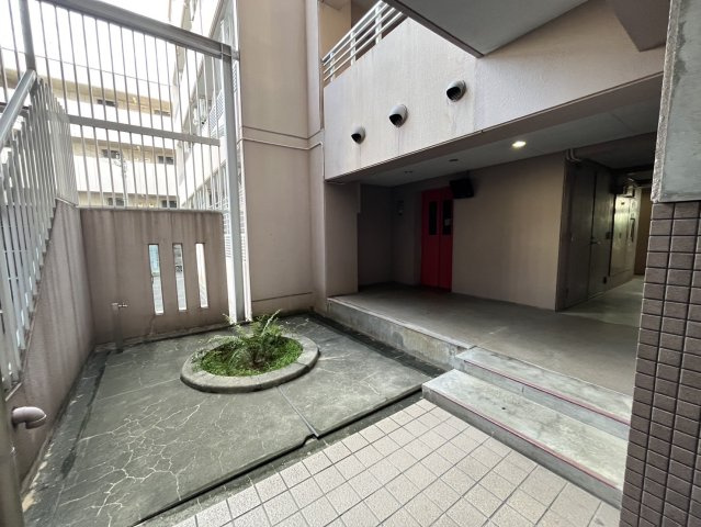 ベルカマラード( 近畿大学 一人暮らし )のエントランス