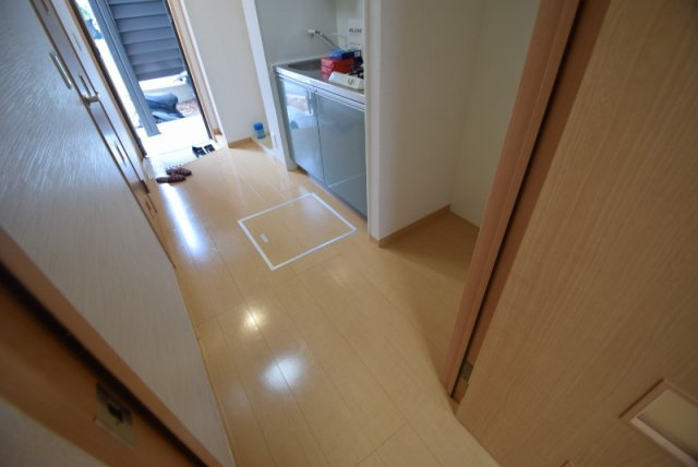 オーキッドのその他|廊下