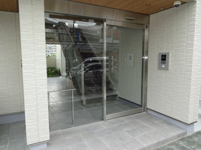 【エントランス】 | シャーメゾン豊中赤阪