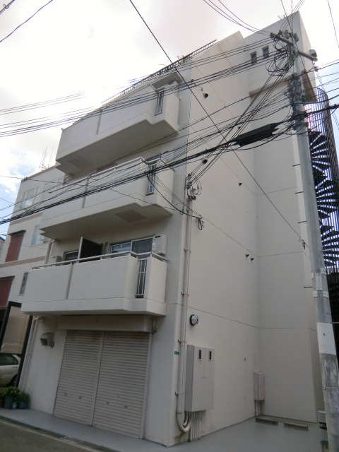 松田マンションの外観