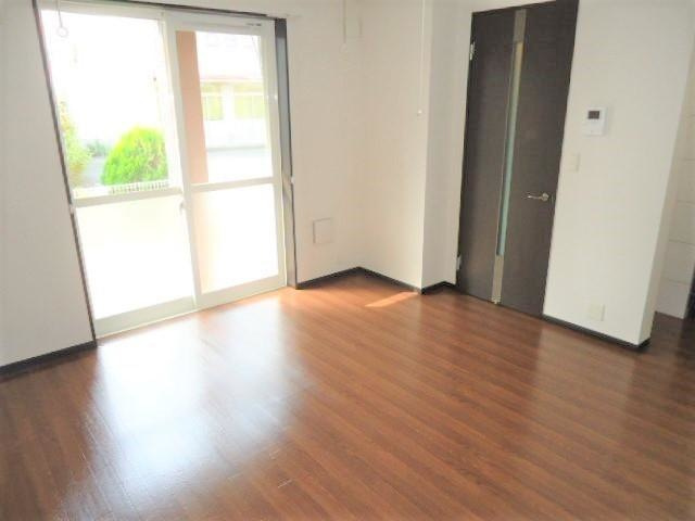 リバティハイムの居間・リビング