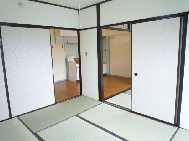 パークワイズ東村山の和室