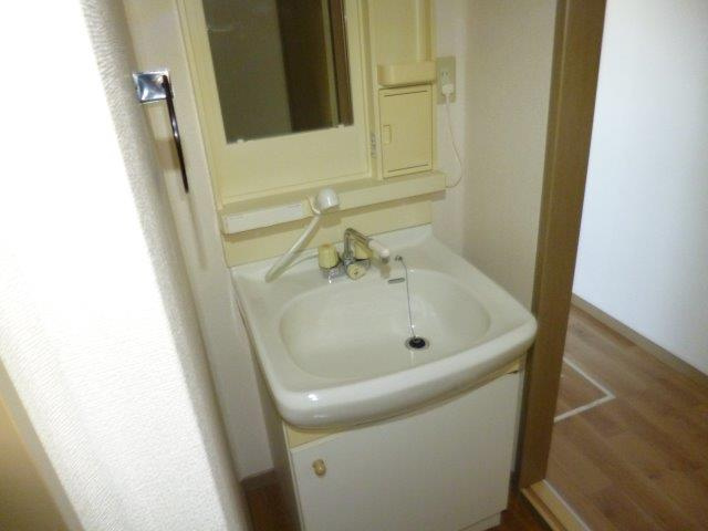 ラピュータ大島Ａの独立洗面台|シャンプードレッサー