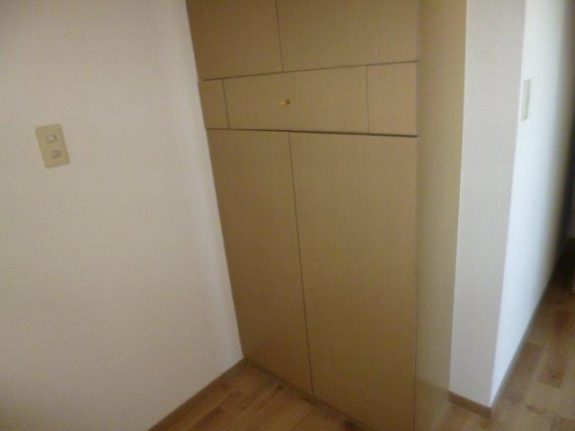 ラピュータ大島Ａの内装|シューズボックス
