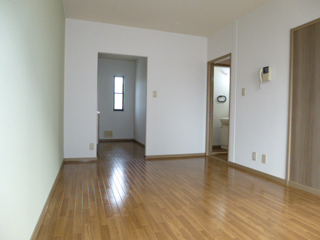 ラピュータ大島Ａの居間・リビング