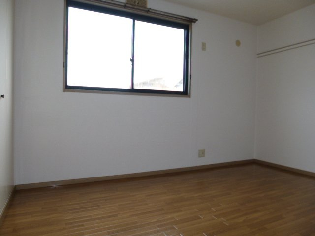 ラピュータ大島Ａの洋室