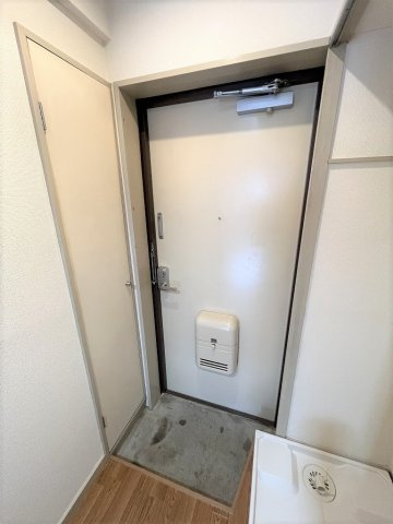 【玄関】 | シャンブルアネック