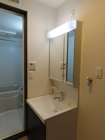 フジパレスKⅠ番館の独立洗面台